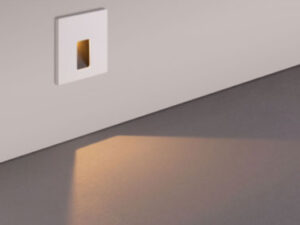 KEY-B STEP LIGHT